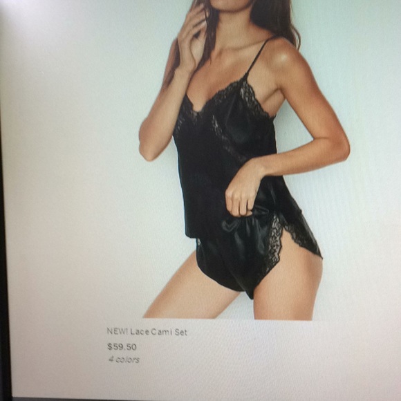 Victoria's Secret Tops - 🌹🛍❤️Victoria Secret NWOTcamisole and panties .